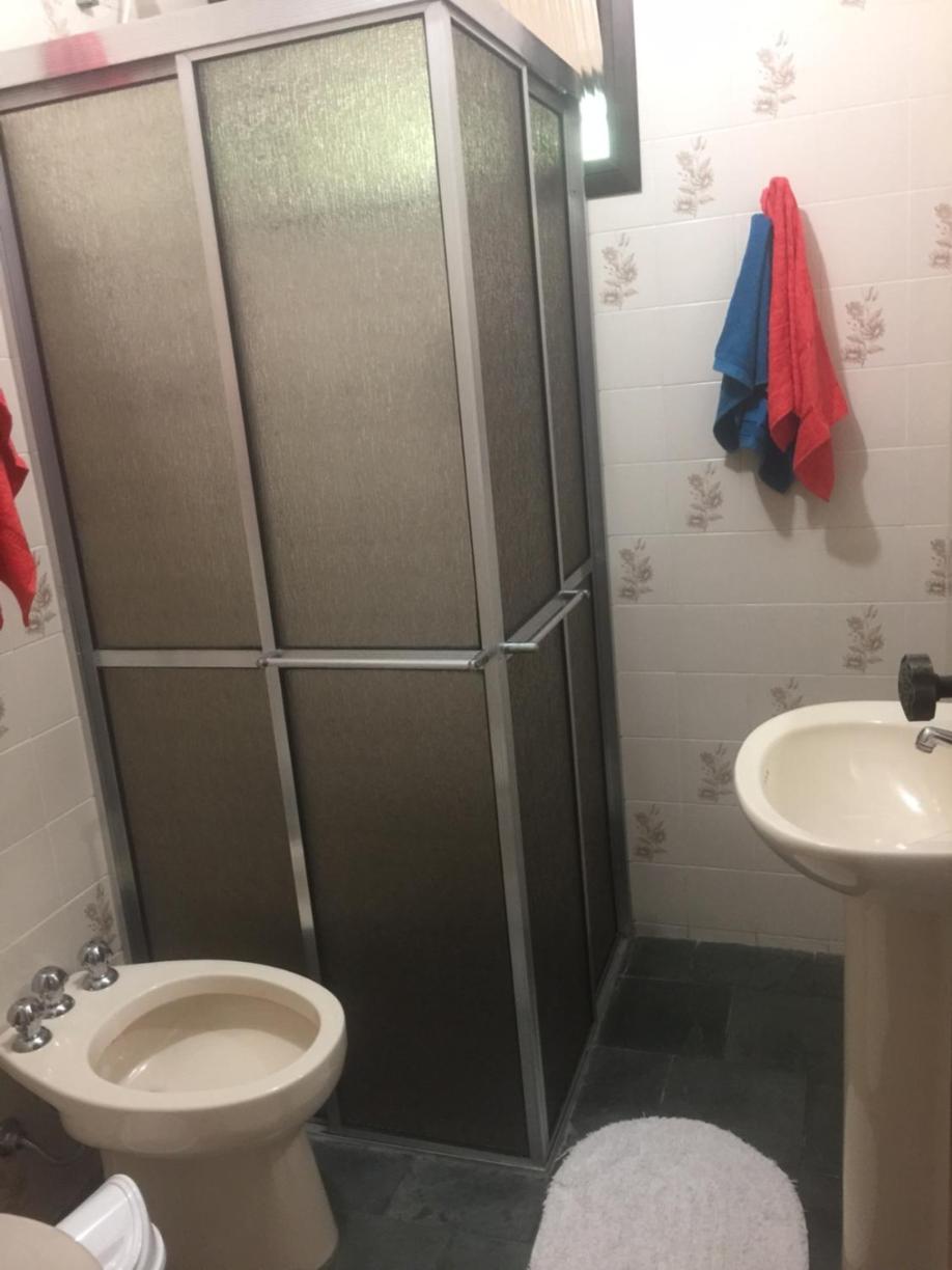 Apto. No Terreo Enseada Com Piscina P/ 5 Pessoas *
